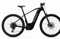 Offroad_Pro_Diamant_BLACK_4K_sideview_v03-shadow-1